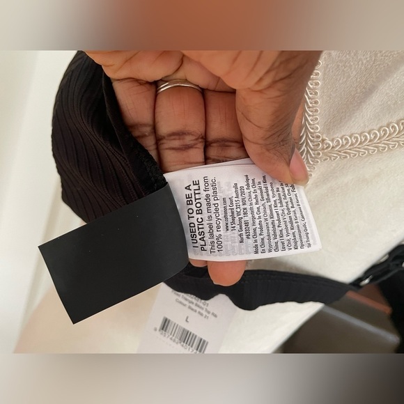 Cotton On Body Fixed Triangle Rib Bikini Top Size L NWT - Picture 8 of 13